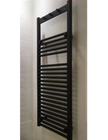 Radiador toallero COMODO CICSA color negro