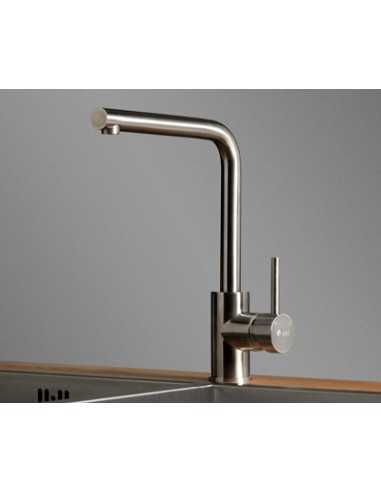 Grifo de cocina INOX AQG304A02. Ambiente