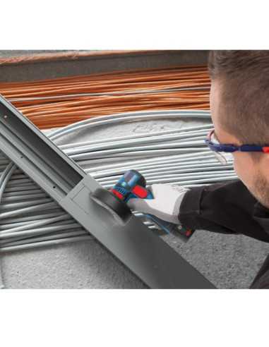 Mini amoladora Bosch GWS 12V 76mm Uso 3