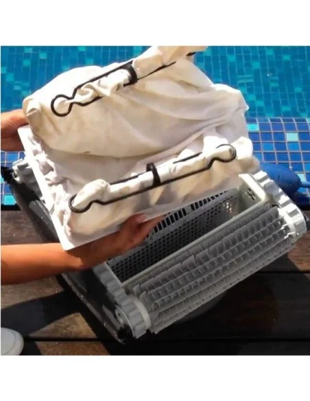 Limpiafondos de piscina automático DOLPHIN POOL UP. Bolsa interior.