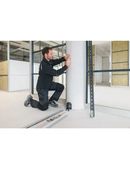 Nivel láser para medición GCL 2-15 combinado BOSCH. Uso 4