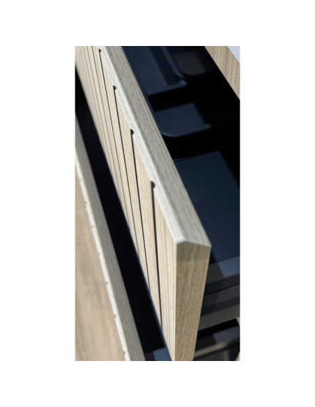 Mueble baño suspendido Boreal rayas (Detalle puerta)