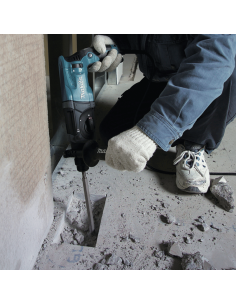 Martillo ligero rotativo HR2470  MAKITA 2