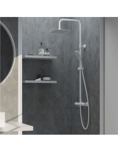 Columna ducha termostática cuadrada Nite AQG. Ambiente baño