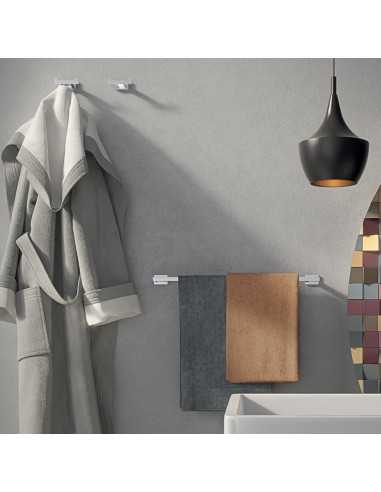 Toallero 60 cm ATENA. Ambiente de baño