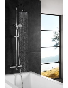 Conjunto de ducha termostático Deck Square de Roca · Pereda